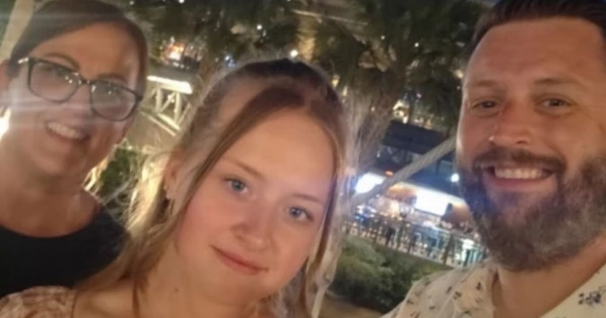 'Our daughter died of meningitis weeks after starting uni - jab could have saved her' - The Mirror