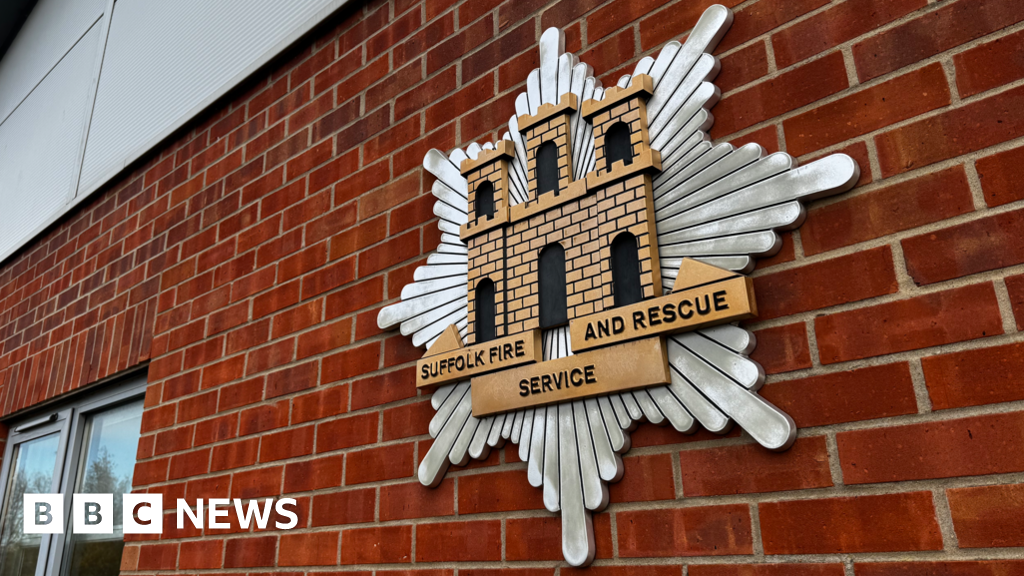 Suffolk fire service still has more work to do, say inspectors