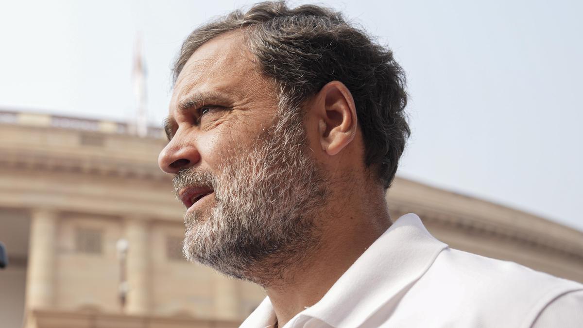 Remarks against Army: SC extends stay on trial court proceedings against Rahul Gandhi till April 22