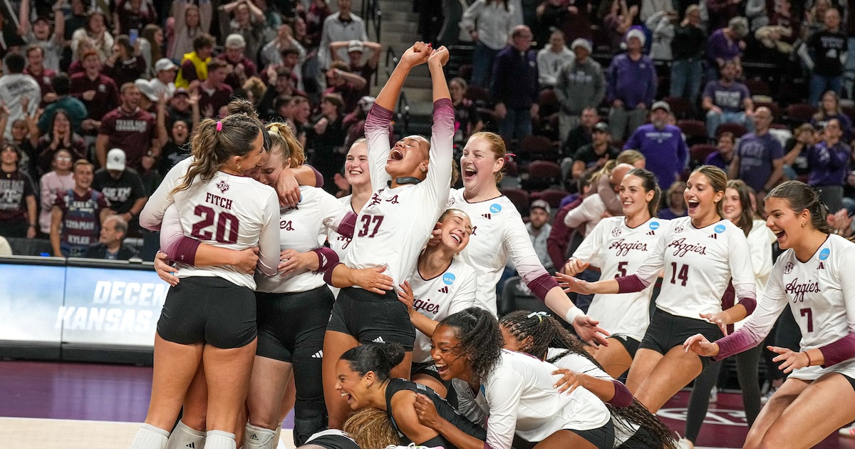 Texas A&M volleyball sweeps Kentucky to claim first national championship