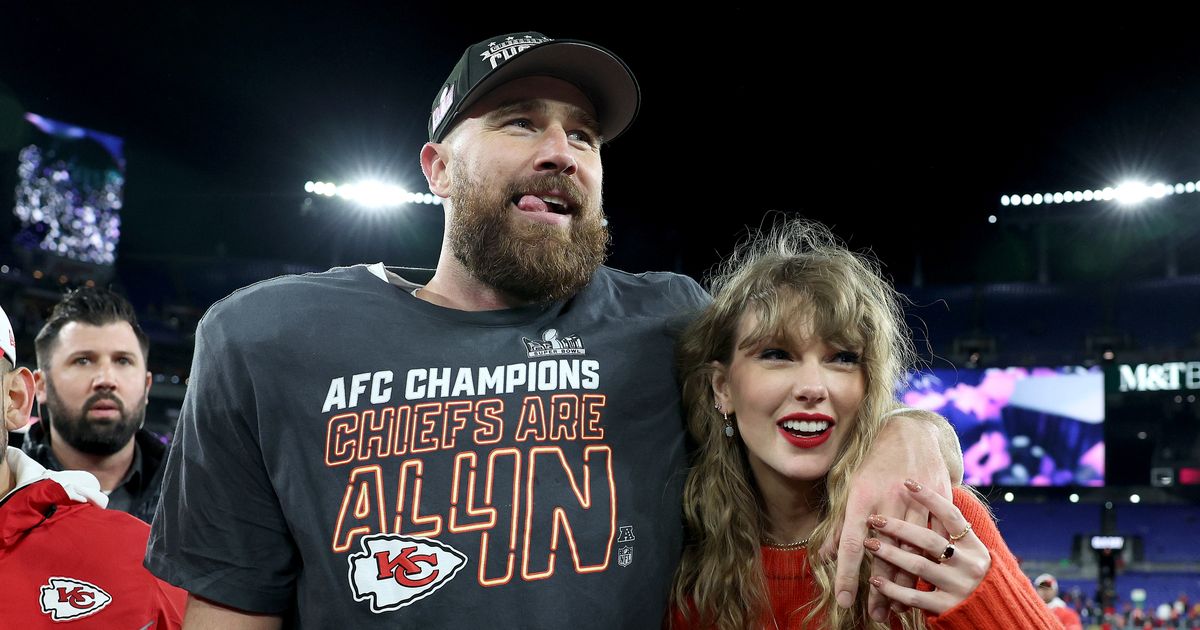 When did Travis Kelce and Taylor Swift start dating? - The Mirror