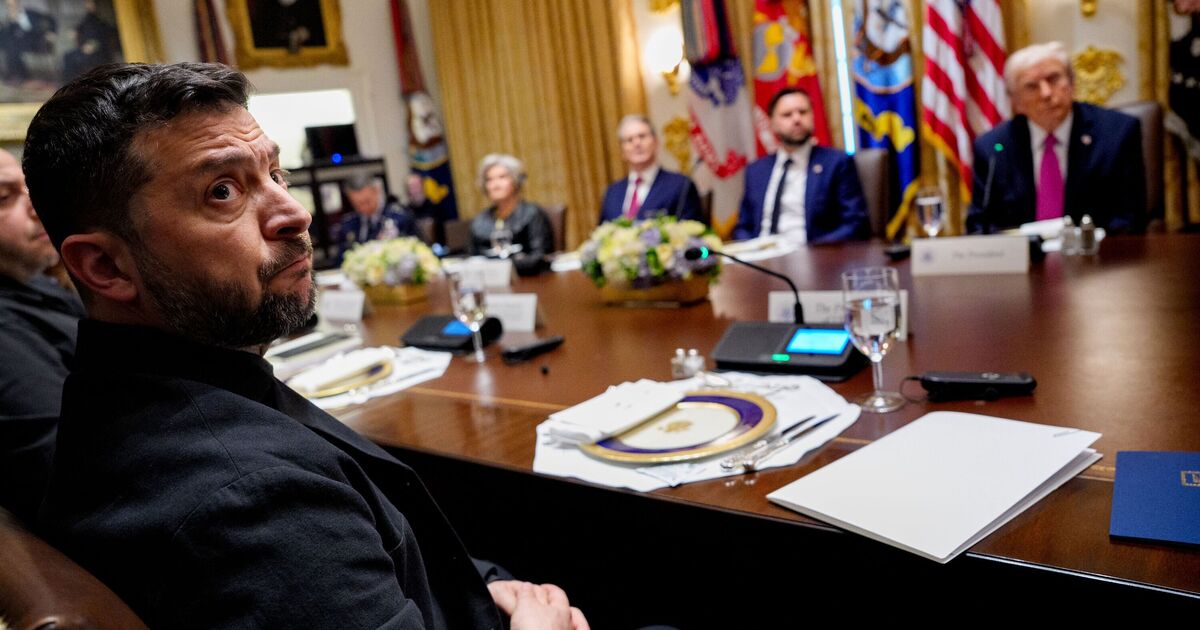 Unrepentant Trump sets Christmas deadline for Zelensky