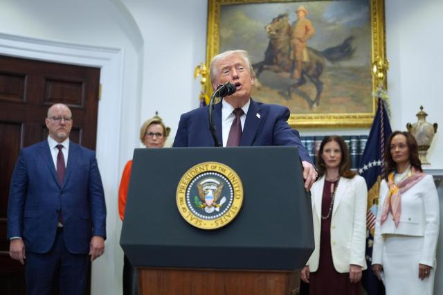 Trump announces lower drug price deals with 9 pharmaceutical companies