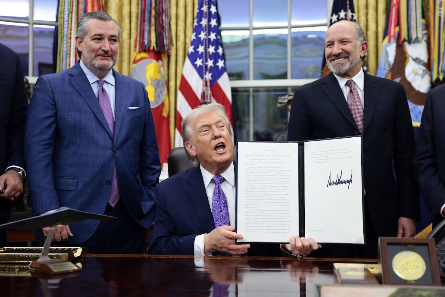 Trump signs executive order blocking state AI laws - The Boston Globe