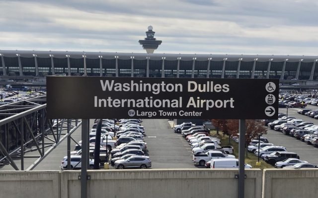 Trump says his administration will 'rebuild' Dulles airport