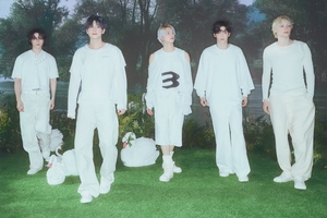 TXT certifies double platinum with 3rd LP in Japan