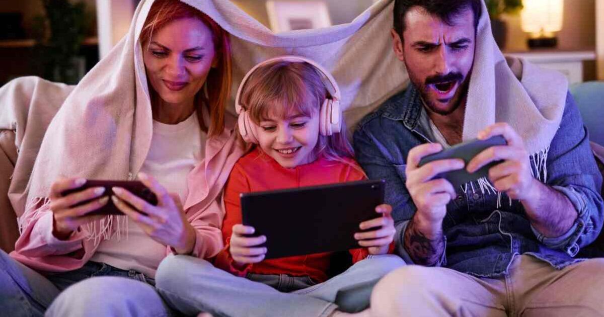 Top 30 activities for the ultimate family night in revealed