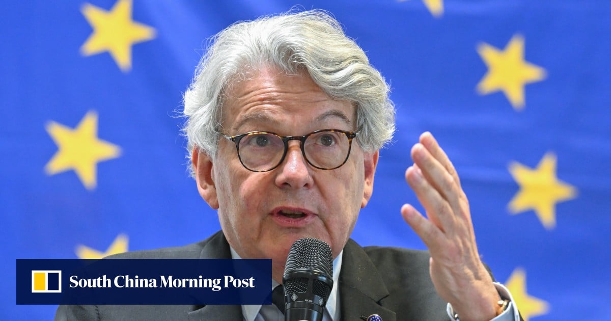 US hits 5 Europeans with visa bans in 'censorship' row