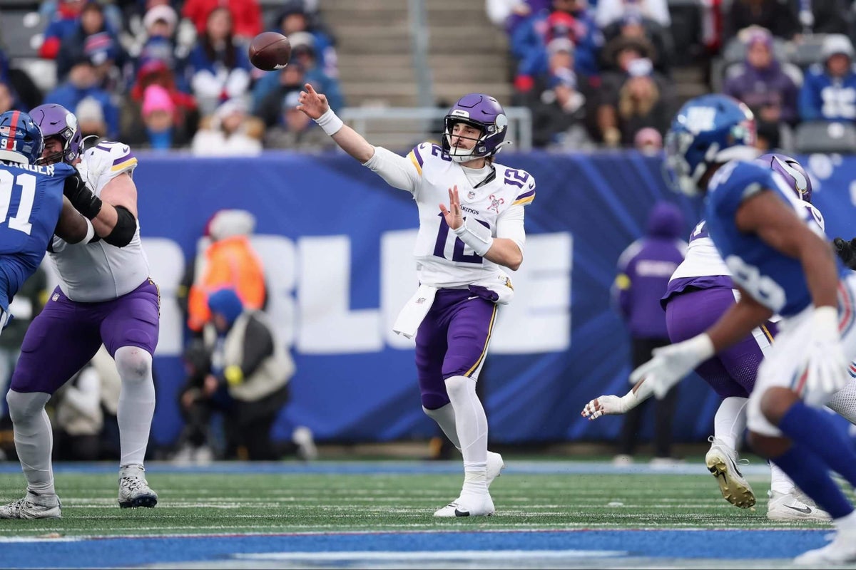 Vikings-Lions predictions: Can Minnesota spoil Detroit's playoff shot on Christmas?