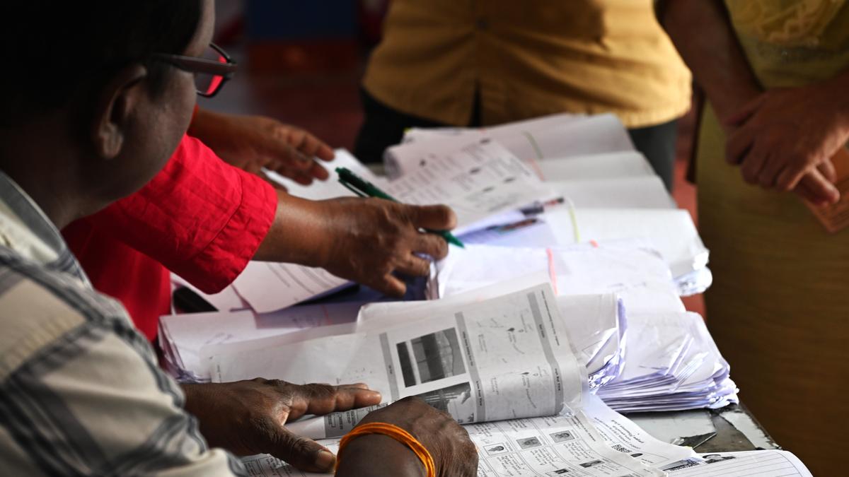 West Bengal SIR: Around 30 lakh electors unmapped to 2002 list, likely to be called for hearing