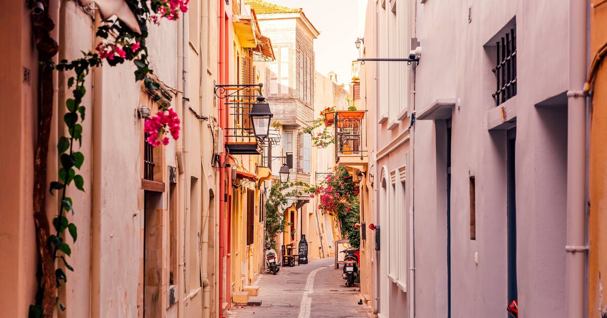 Wizz Air unveils new £44 flight to European island that's 19C now