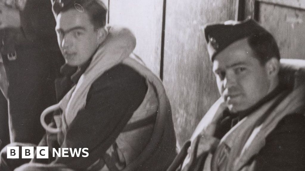 Stories of WW2 airmen told in new Duxford museum galleries