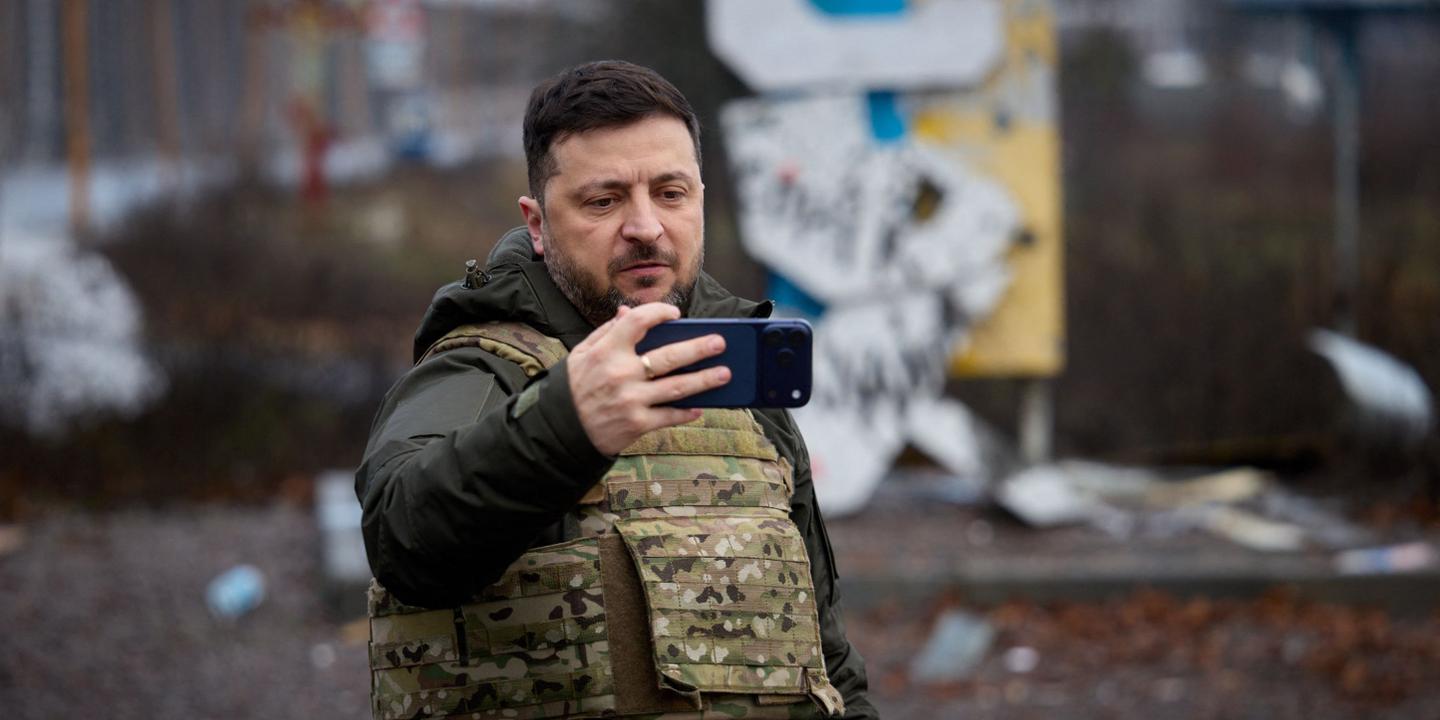 Zelensky visits troops as Ukraine says it has gained ground near Kupiansk
