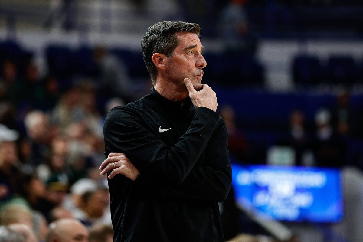 Air Force coach Joe Scott suspended indefinitely pending investigation into athlete treatment