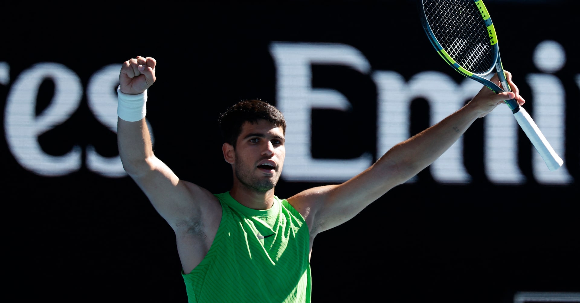 Alcaraz, Sabalenka pass early Australian Open tests