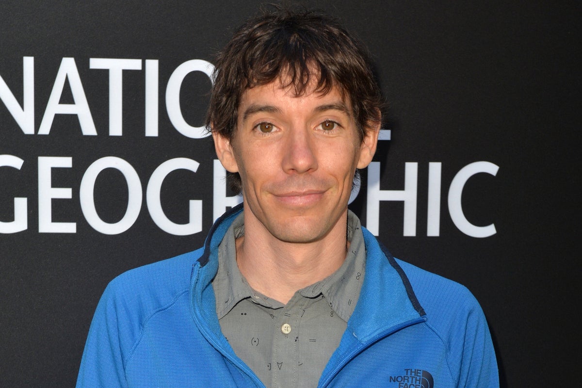 Alex Honnold says he's being paid an 'embarrassing amount' for Tapei 101 climb