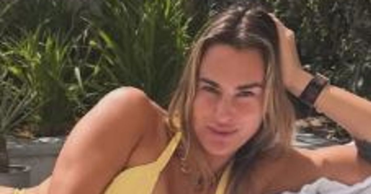 Australian Open finalist who flaunts incredible figure has much older boyfriend - Daily Star