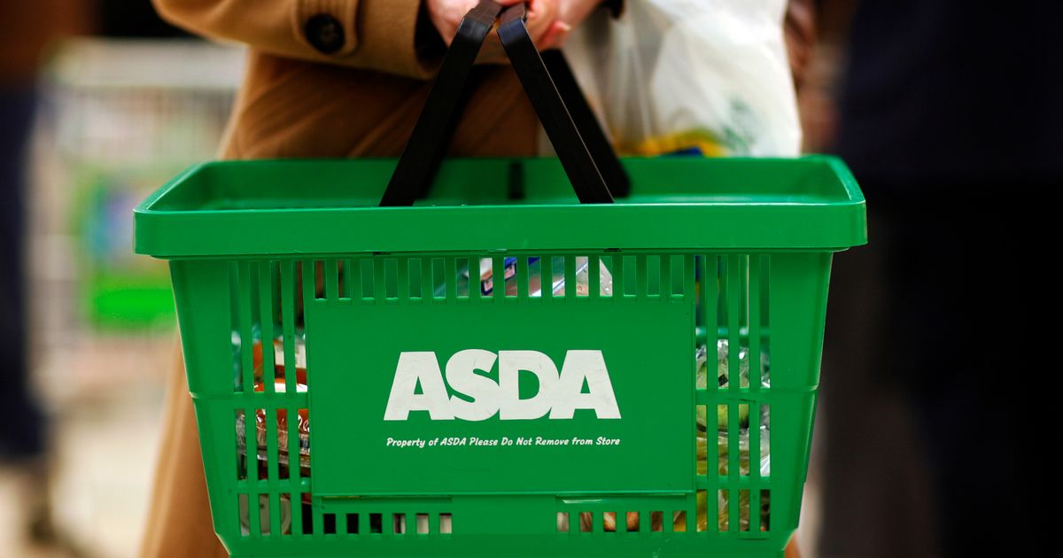 UK supermarket with 1,200 UK stores set to slash more than 150 jobs  - The Mirror