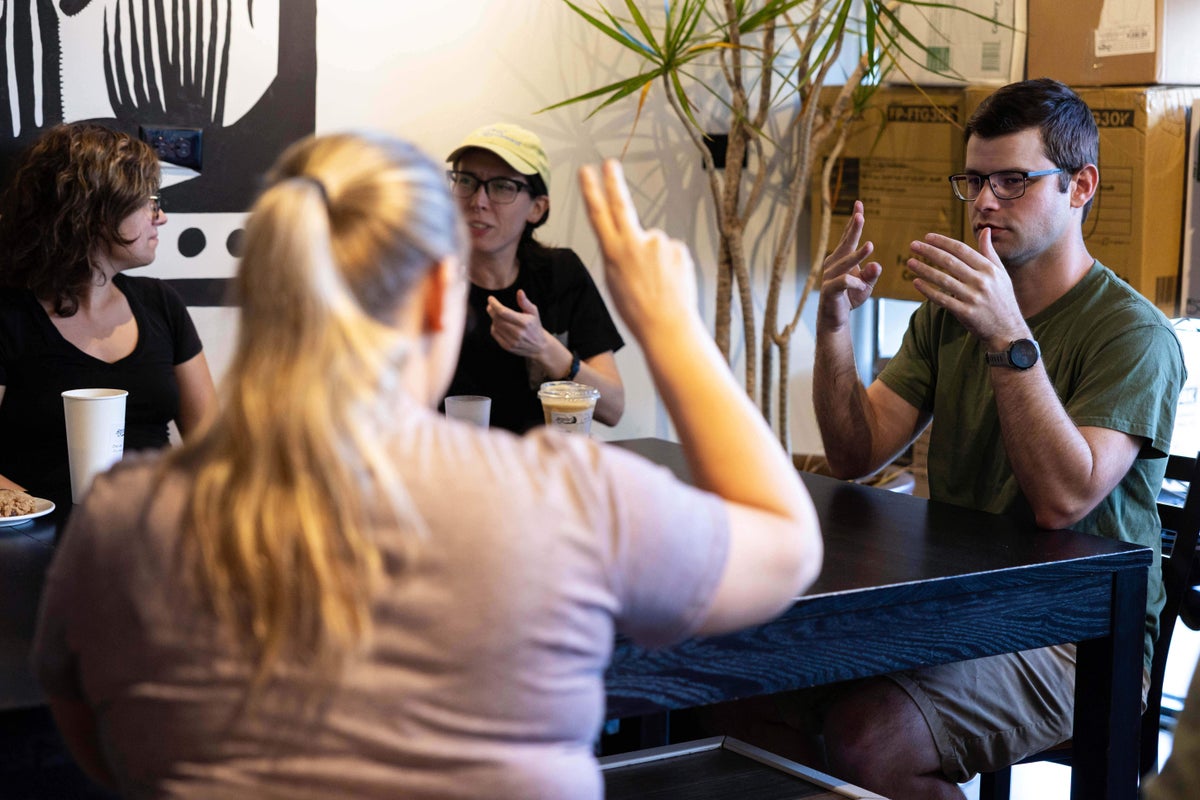 ASL cafe gives the Deaf community a voice and jobs