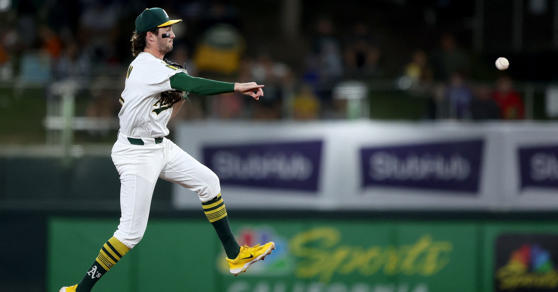 A's extend All-Star SS Jacob Wilson through 2032