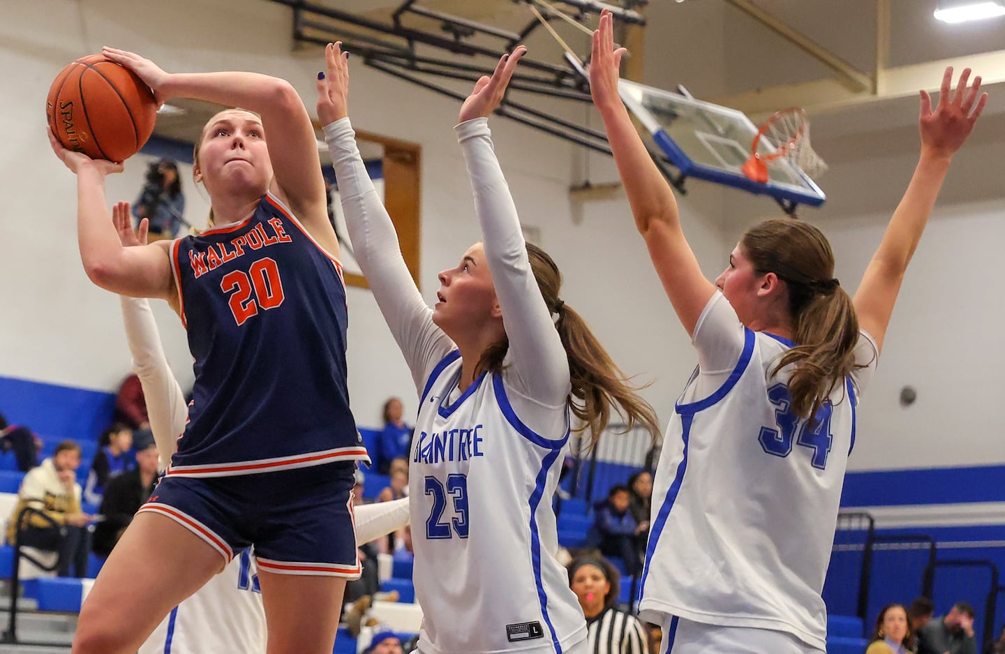 Bella Bingham buries big shot for Walpole girls' basketball, and a last-second BSC win over Braintree - The Boston Globe
