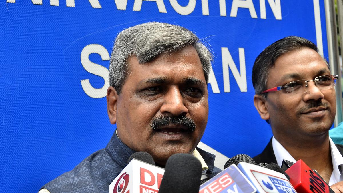 BJP MLA Satish Upadhyay raises concern over drinking water contamination in parts of South Delhi
