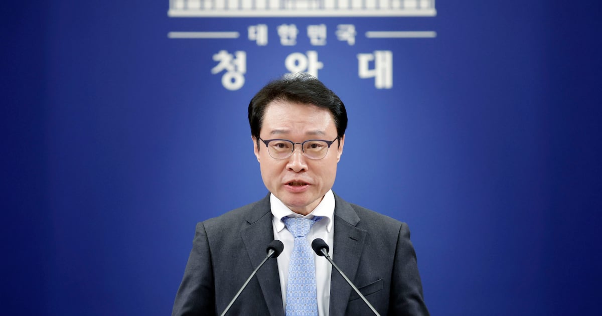 Blue House Unchanged on Lee Hye-hoon Hearing Despite Boycott