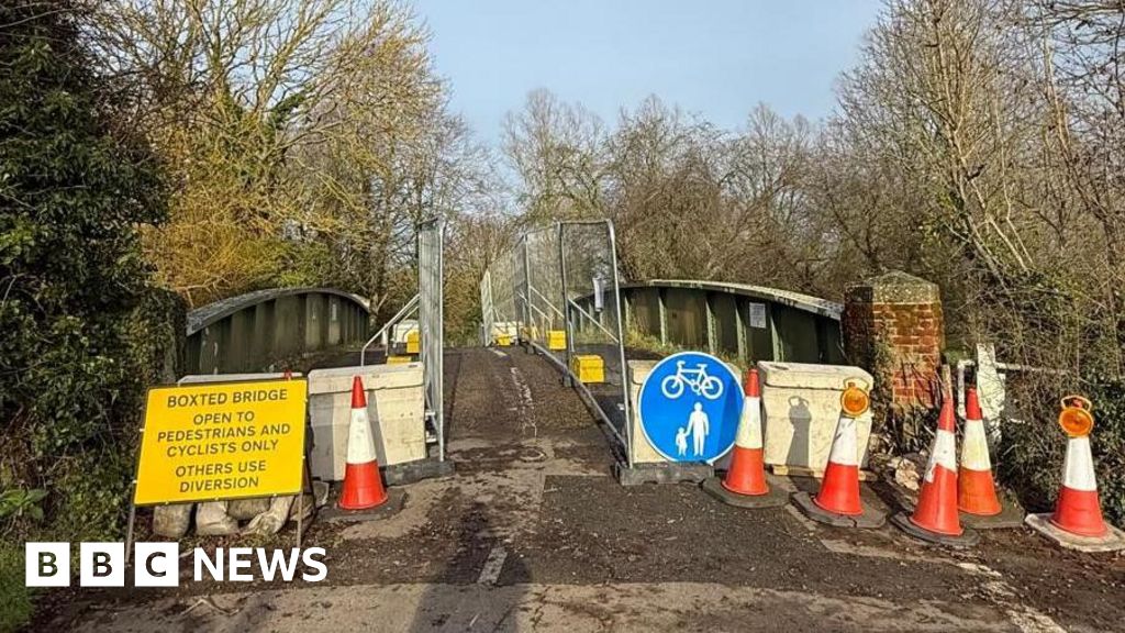 Boxted Bridge reopens to cyclists and pedestrians
