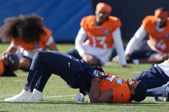 Broncos RB J.K. Dobbins will not play in AFC Championship Game vs. Patriots