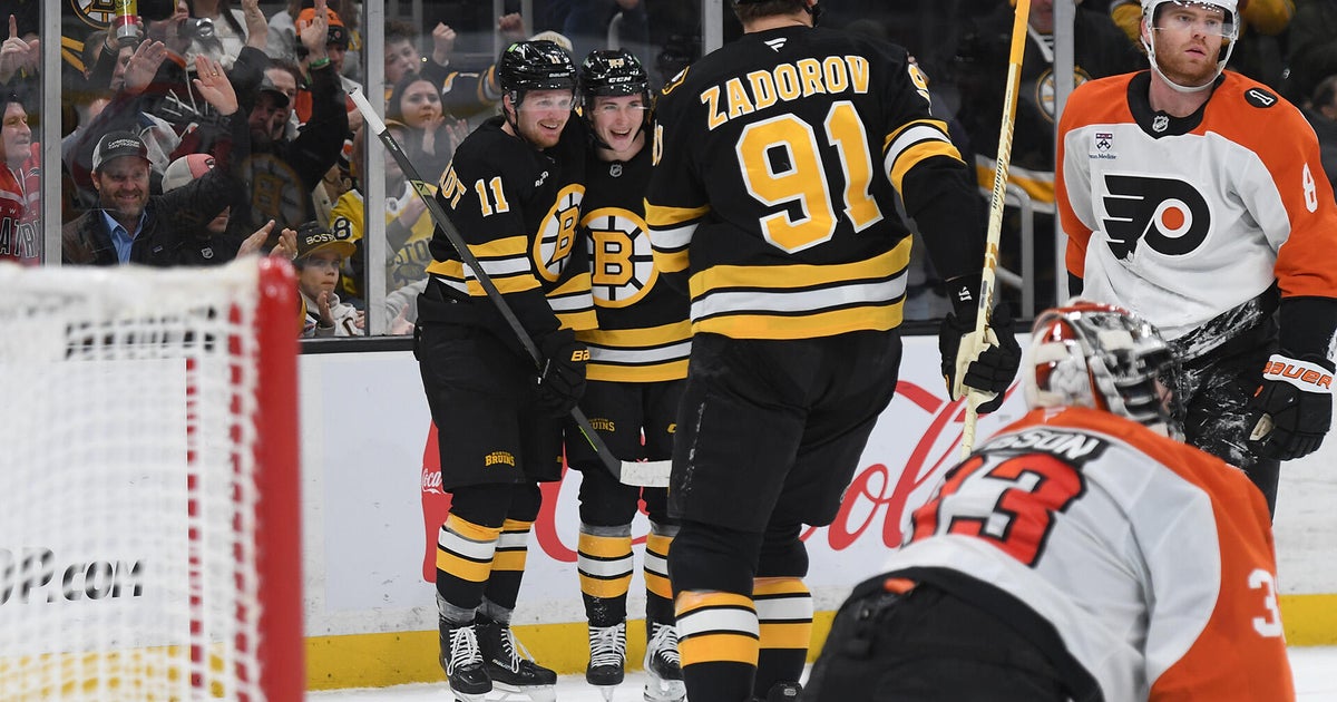 Bruins dominate Flyers 6-3 behind Minten and Mittelstadt with a goal and two assists each