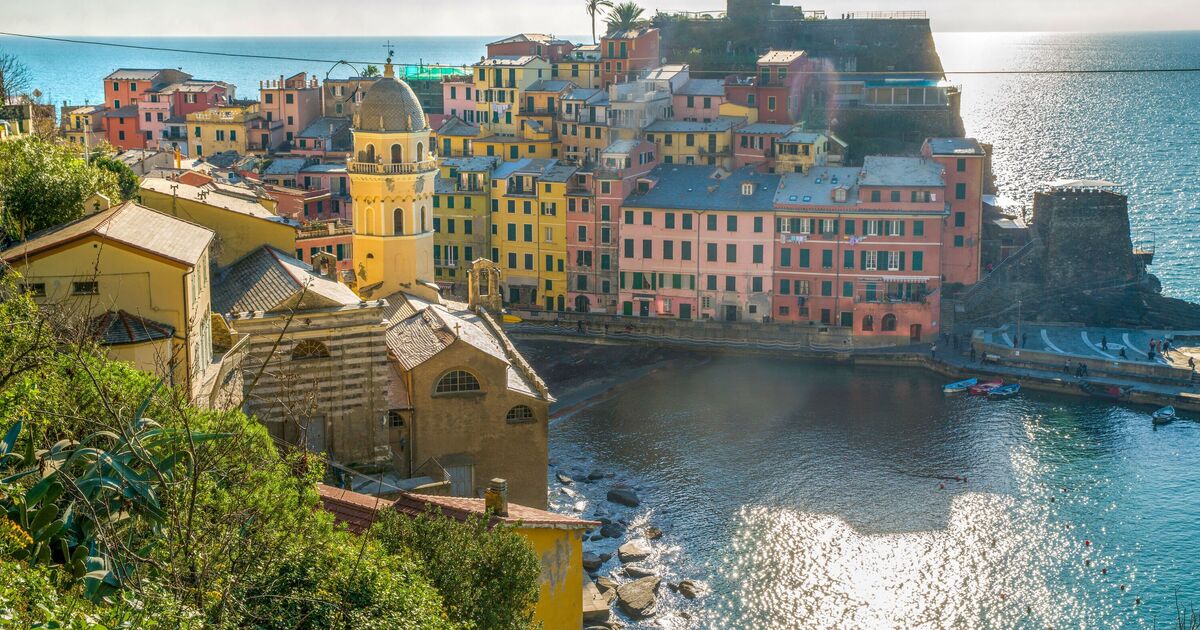 This £13 train journey through five beautiful seaside villages