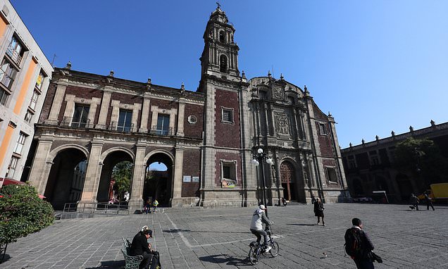 New campaign calls on Mexicans to rediscover the capital´s heart...
