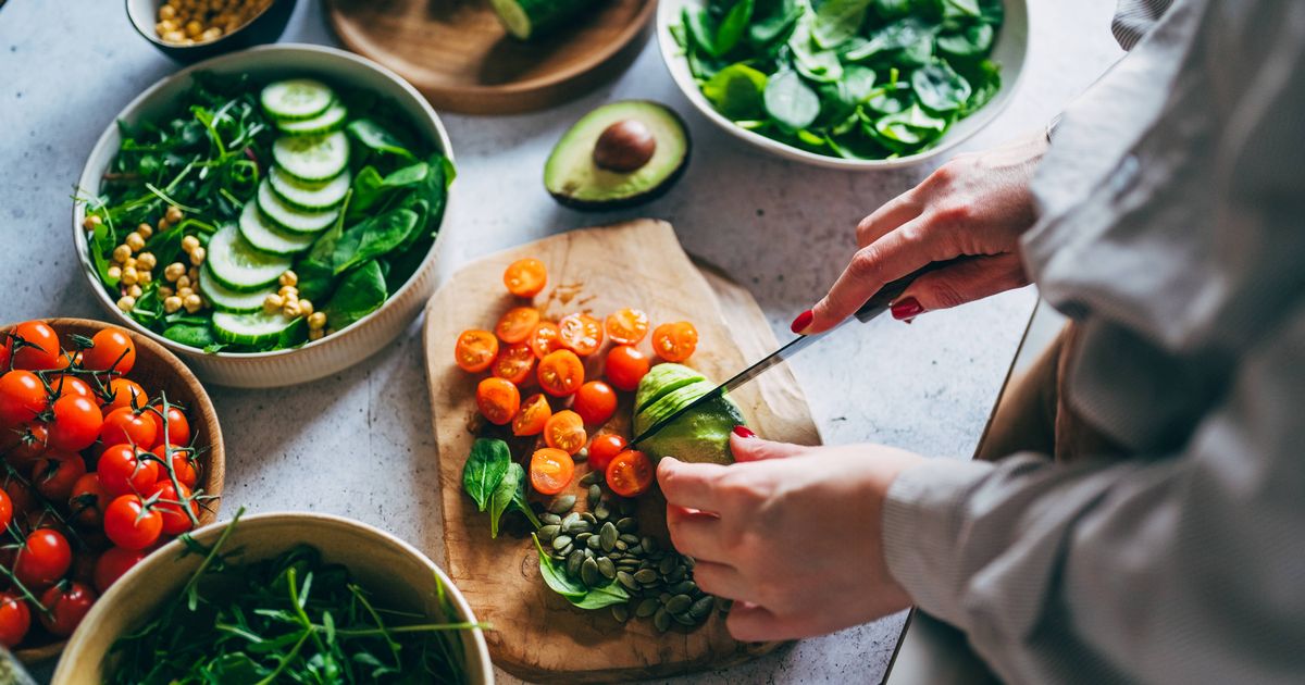 Cancer dietitian warns patients not to rely on popular food that 'doesn't work' - The Mirror