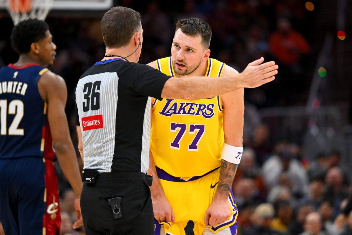Cavaliers, NBA to discuss changes to unusual raised court after Luka Dončić's injury