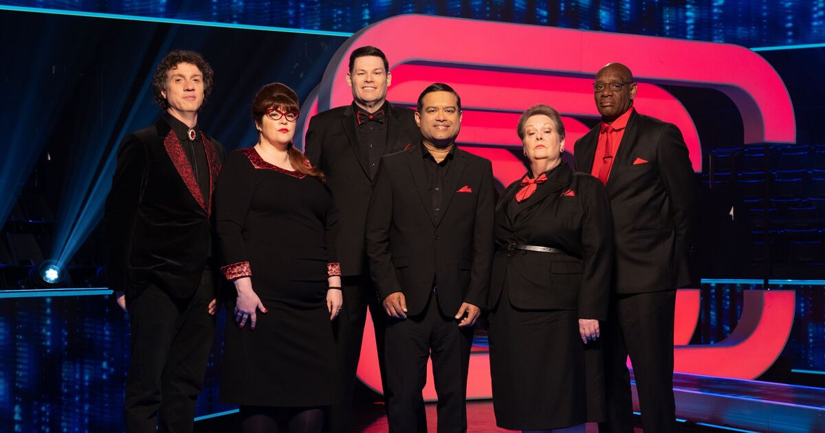 The Chase fans call for one star to 'be replaced' after embarrassing final round
