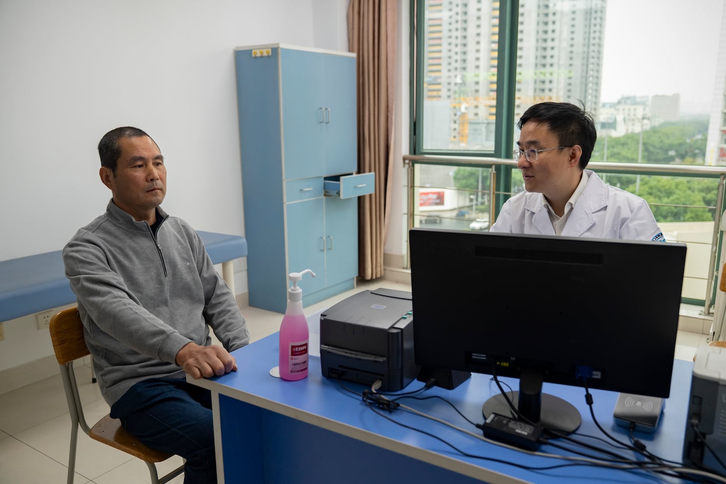 In China, AI is finding deadly tumors that doctors might miss - The Boston Globe
