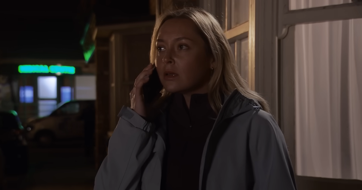 Coronation Street fans outraged as 'creepy' Megan appears to have another victim - The Mirror