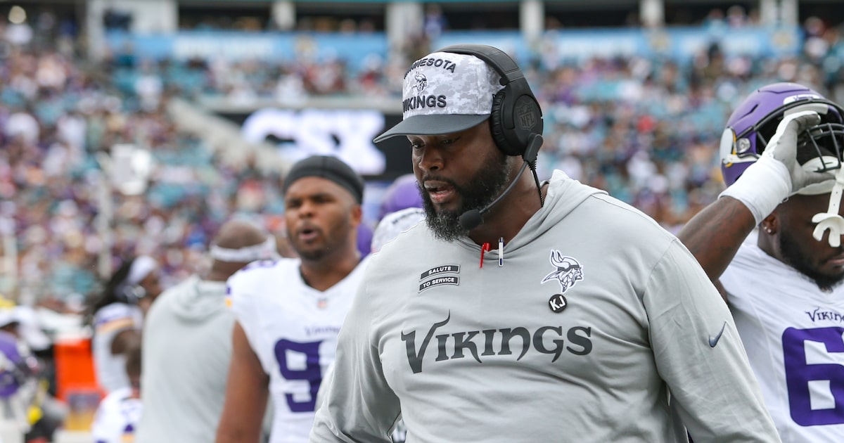 Dallas Cowboys begin interviews to fill out Christian Parker's defensive staff