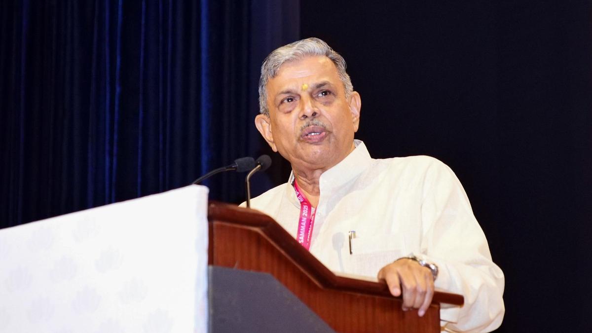 Communist Party of China delegation meets RSS general secretary Dattatreya Hosabale