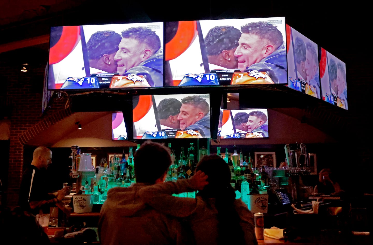 That guy on TV, Cris Collinsworth, will look familiar to Patriots fans tuning into NBC to watch the Super Bowl - The Boston Globe