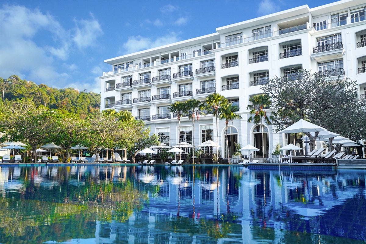 This luxury Malaysian hotel might have Southeast Asia's most incredible infinity pool