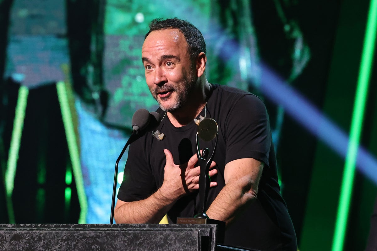 Dave Matthews slams ICE and 'revolting' Trump administration