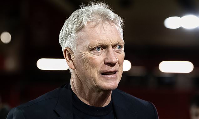 David Moyes challenges £42m Everton signing after early substitution