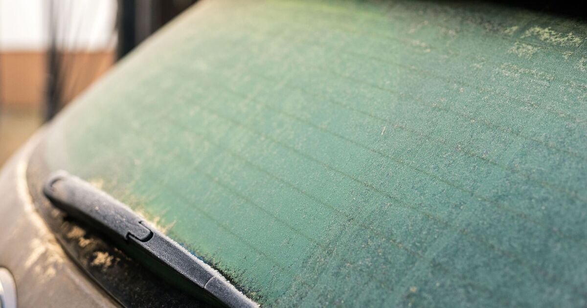 De-ice your car windscreen in 'seconds' with 30p kitchen ingredient