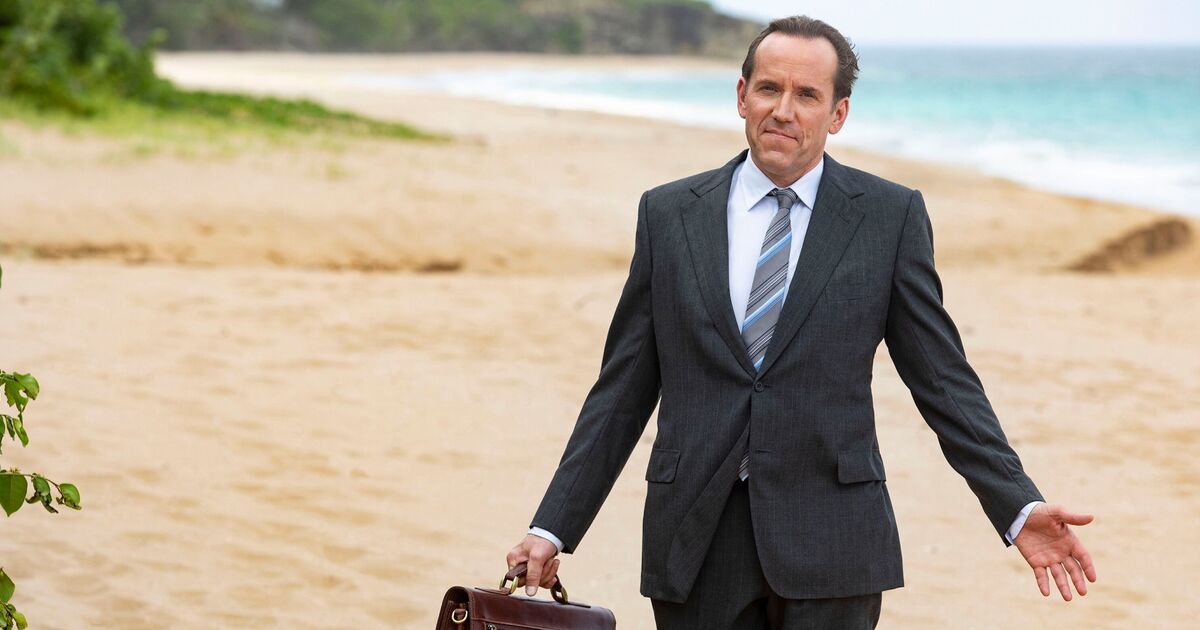 Death in Paradise star rushed to medics as filming called off