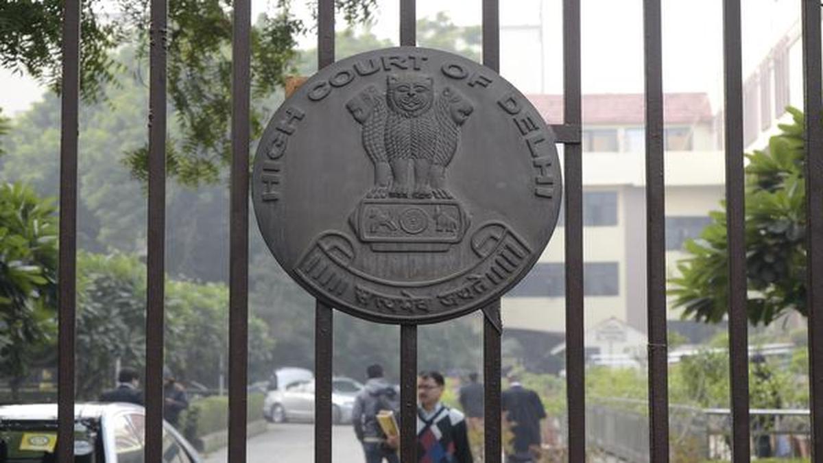 IRCTC 'scam' case: Delhi HC asks CBI to reply to Lalu Prasad's plea against charge framing order