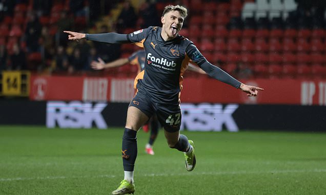 Derby boost their play-off ambitions with win at Charlton