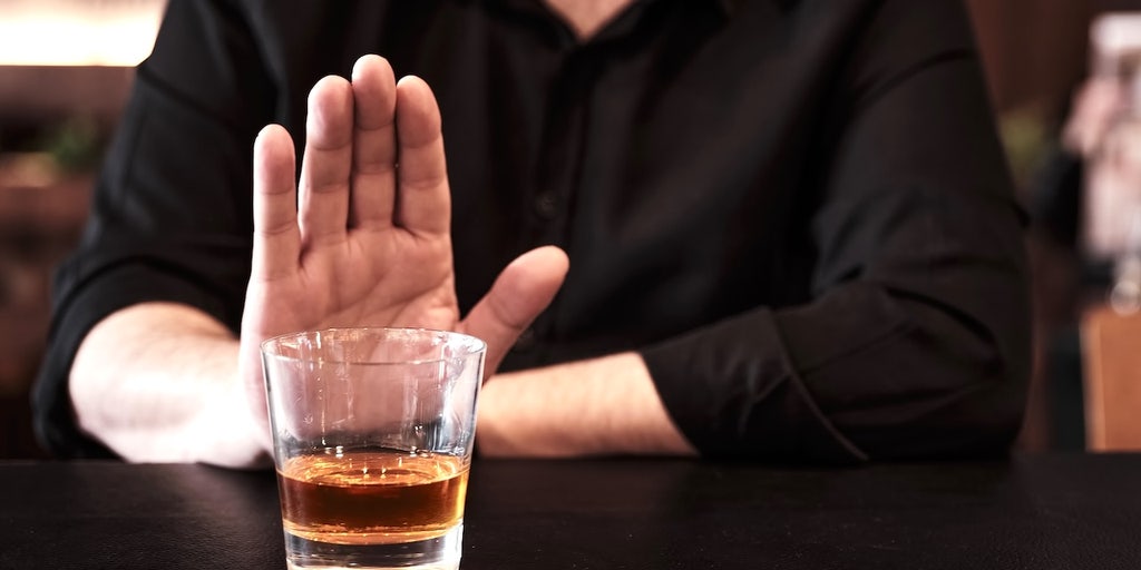 Doctor reveals what 30 days without alcohol does to the brain and body amid Dry January