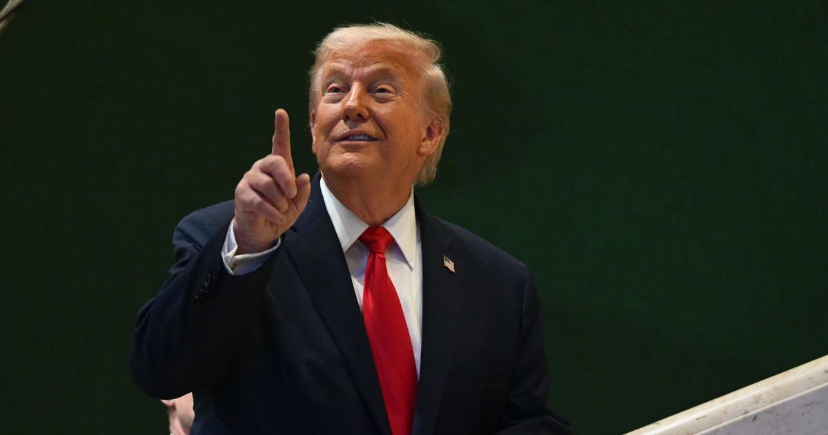 Calls for draft dodger Trump to 'visit grave of killed Brit soldier' and apologise - Daily Star