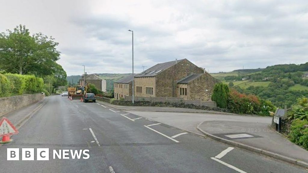 Driver dies after suspected medical episode